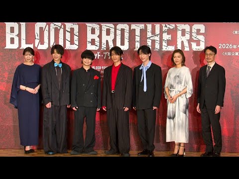 Ryota Kobayashi and Aoi Watanabe, who play Mickey Mouse, are enthusiastic about the musical "Bloo...