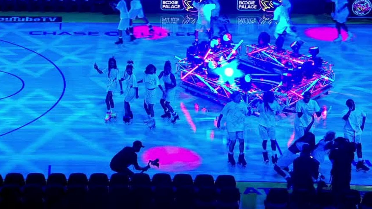 The Golden State Warriors' senior dance squad wows the NBA halftime crowd :  NPR