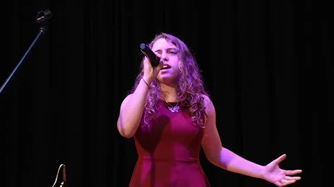 Andrea Coll - Total Eclipse of the Heart (versin e...