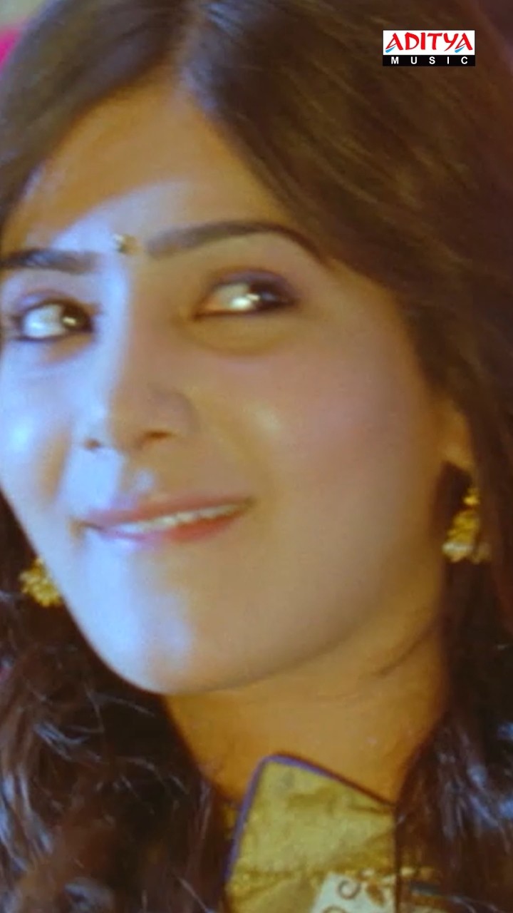 #Aaraduguluntada Song #SeethammaVakitloSirimalleChettu (SVSC) Movie #shorts