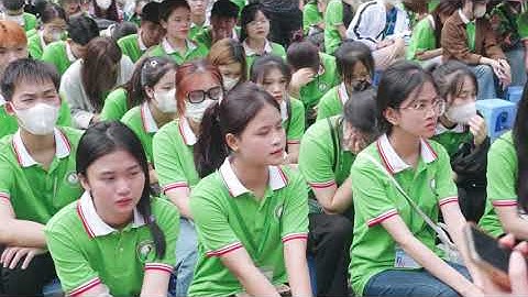 Vào Lăng Viếng Bác Và Dâng Hương Tại Văn Miếu Quốc Tử Giám 2023| VCI.EDU.VN