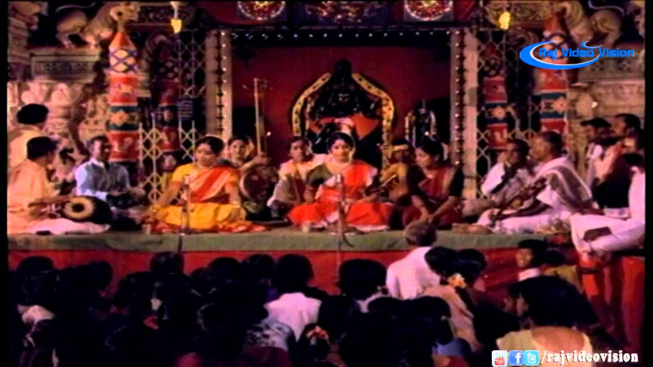 Isaiyarasi Ennaalum HD Song