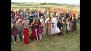 Danza medieval en Carpio Bernardo