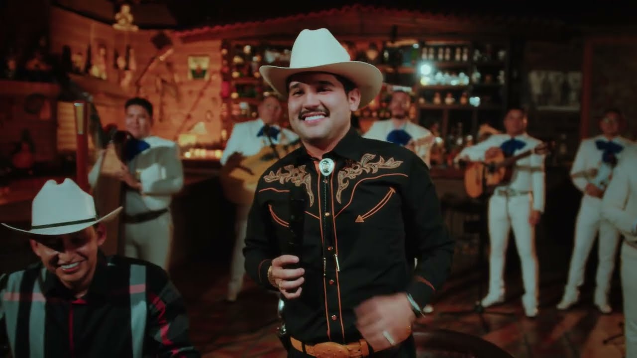 Raúl Beltrán - Que De Raro Tiene - (Al Estilo Jalisco)