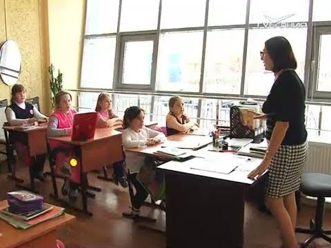 Первая детская школа искусств Чапаевска отметила 70-летний юбилей