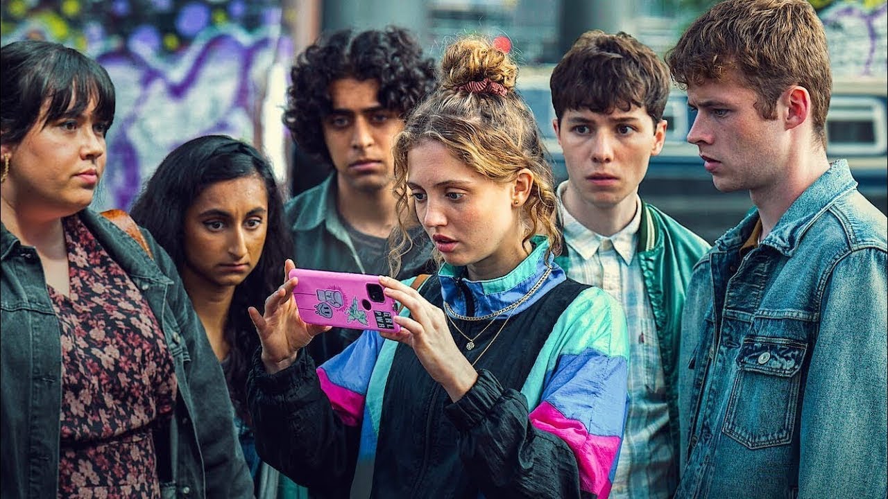 A mobile app helps a girl achieve anything she dreams of… but she has to pay the price!