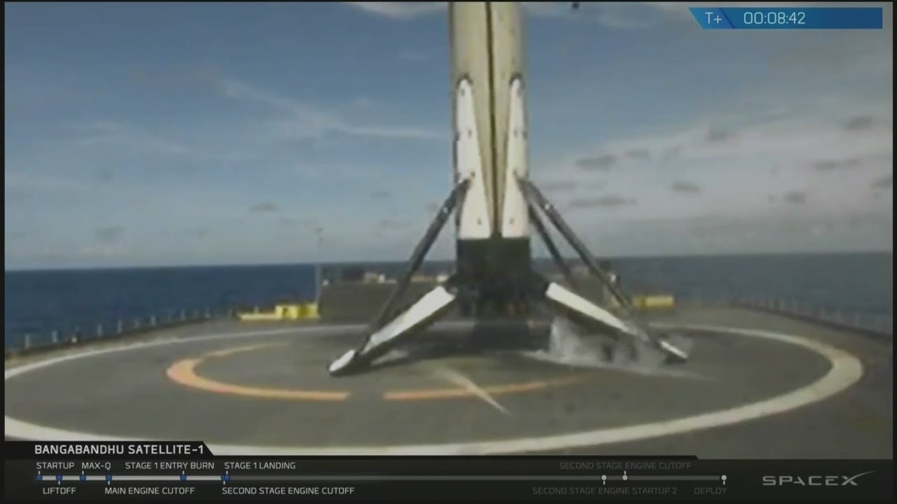 WEB EXTRA: SpaceX Falcon 9 Rocket Booster Successfully Lands Upright On ...