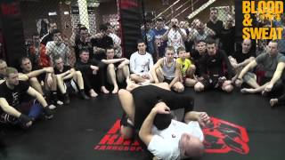 Федор Емельяненко. Защита от добивания. Fedor Emelianenko. Protect yourself from ground and pound Федор Емельяненко. Защита от добивания. Fedor Emelianenko. Protect yourself from ground and pound