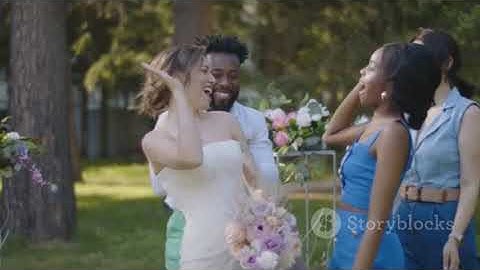 Người yêu cũ náo loạn đám cưới của Linh và chú rể