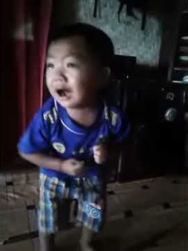 Bocah menangis Sambil joget, Ngakak