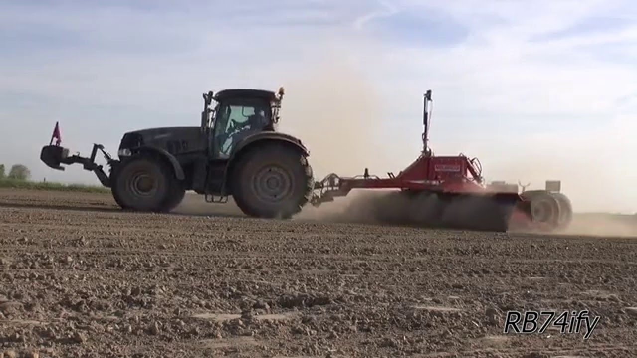 CASE IH Puma 230 Black & 215 + Migliavacca e Mara - Levelling Rice Fields 2015