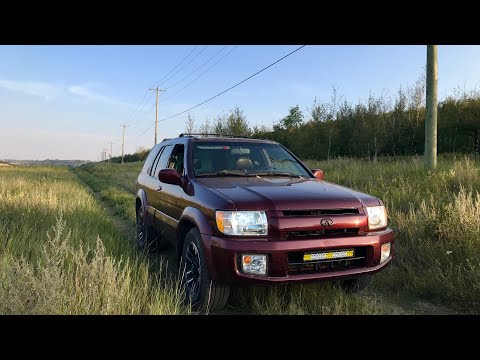 Overview of my  2002 Infiniti Qx4!