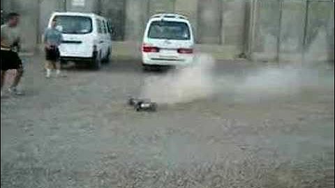 EMAXX vs RUSTLER + HPI FIRESTORM RD 2