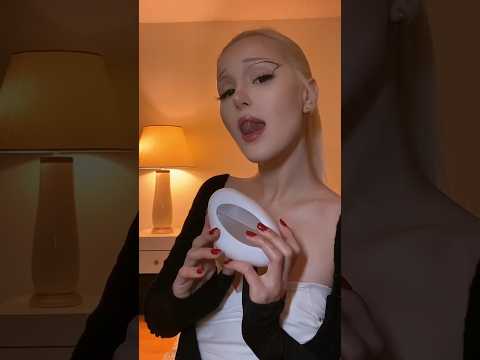 Видео: Ariana Grande Makeup Tutorial “yes,and?”