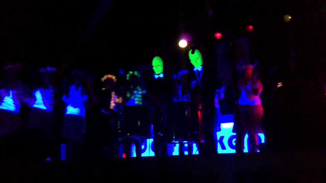 Prins en Adjudant als Green Men Group