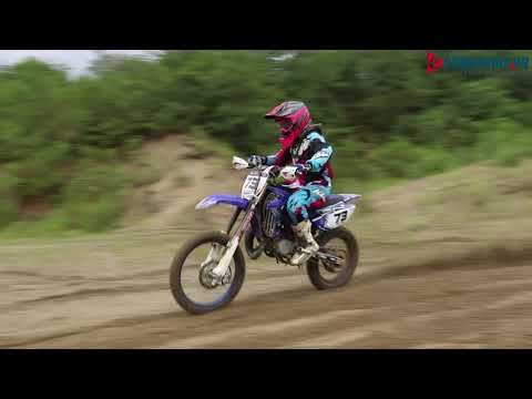 Enola Šamu na motocross stazi