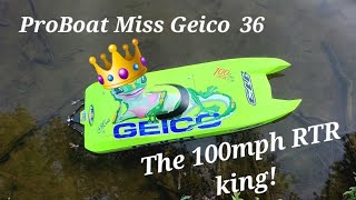 Miss Geico 36 Bashing at 100mph+ ! 100% All stock with dasboata props!