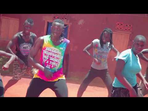 New VIDEO: Eddy Kenzo ft. Ibra Buwembo ,OneLife Music – Komole (Official Dance video)