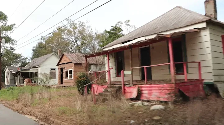 GEORGIA'S MOST OLD SCHOOL BACKWOODS TOWN / DAWSON,...