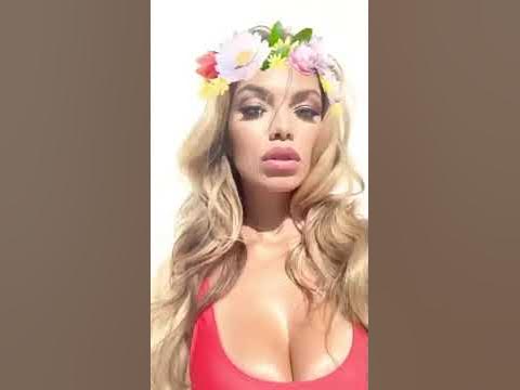 Suelyn Медейрос