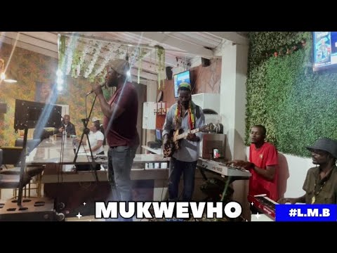 MULALO MUKWEVHO PHANDA LIVE AT LAMAMIE WITH LUTENDO MUSIC BAND