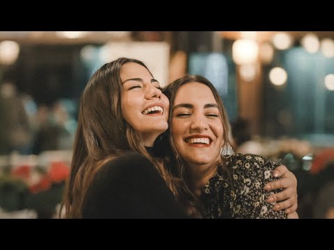 kardeşler | Demet Özdemir Naz Göktan || Doğduğun Ev Kaderindir