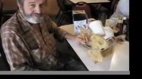 Redneck Record Player That Plays Soda Pop Cans ! The Only one in the World !!