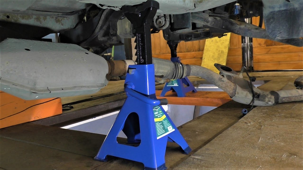 телескопическая подставка для автомобиля