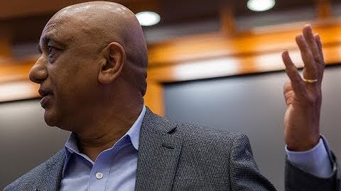 Driving Digital Strategy (Sunil Gupta)