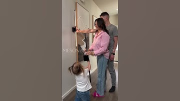 We’re so happy to see how beautifully our artwork found its place in @ilonka_kos’s home. 🤍