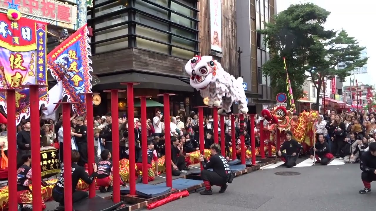 ウール獅子舞中国民俗芸術獅子舞獅子舞衣装とパンツパーティーパフォーマンス屋外パレード獅子舞マスコット 中国の獅子舞 中国獅子舞の頭 伝統的な獅子舞 中国の民俗芸術  龍舞 パフォーマンス 屋外スポーツ 獅子舞の衣装(H) 銀で] 獅子舞セット、獅子舞 の小道具、獅子舞 ..., image size:1280x720