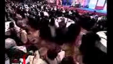 Shah Rukh Khan stripping at India Today Conclave 2011