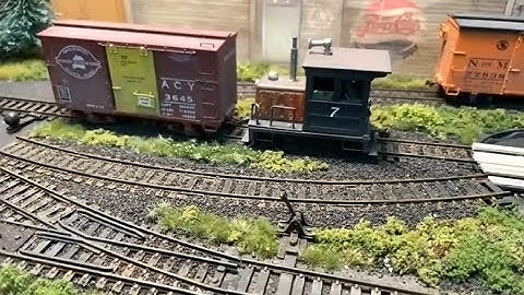 Steve Sherrill BUilds a Switching Layouts in On30
