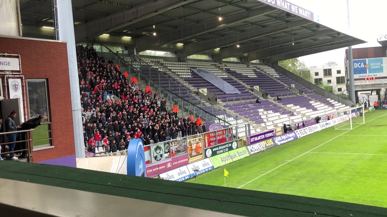 29/04/2018 geen club, geen geld Vanoppen 😂