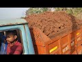 Tata 608 overloading mud in 3brass