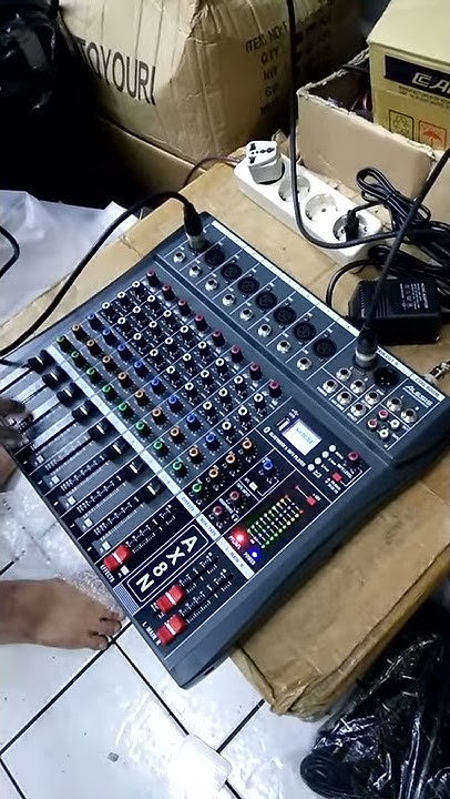 Test mixer audio alesis ax8n - YouTube
