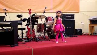 Dua Balerina - Halmahera music school concert
