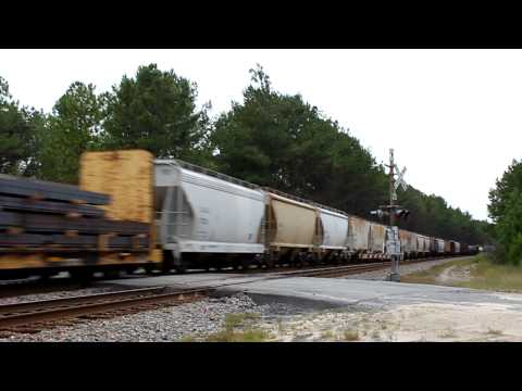 CSX #7833 at Hilliard, Florida.