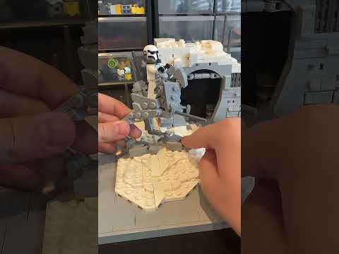 Building The Mandolorian And Grogu #lego #legostarwars #mandolorian