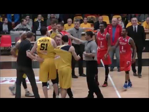 Basketball fight scene - YouTube