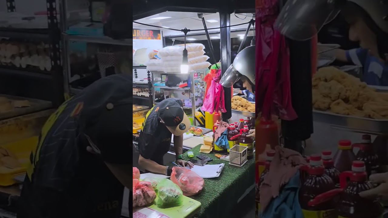 Malaysian Street Food: Crispy Fried Chicken Burger