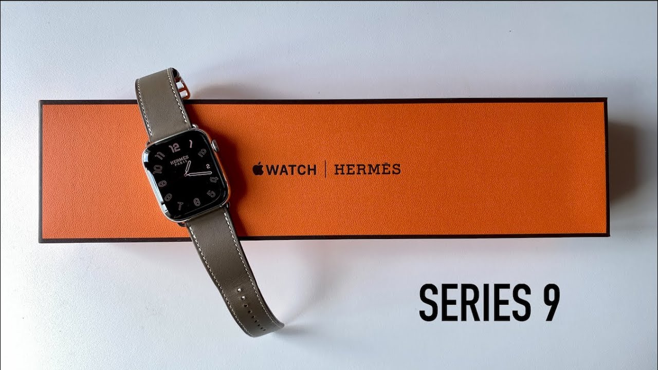 Apple Watch Hermès Series 9 Space Black with Noir Kilim Single