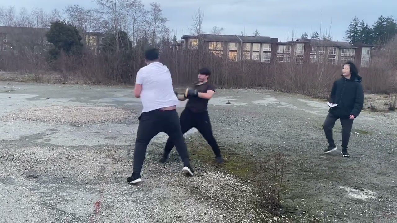 League of Legend player VS Elden Ring simp