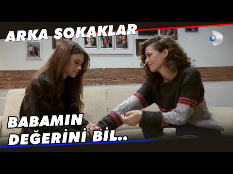 Zeliş, Esra ile Konuşuyor.. - Arka Sokaklar 580. Bölüm @arkasokaklaryeni