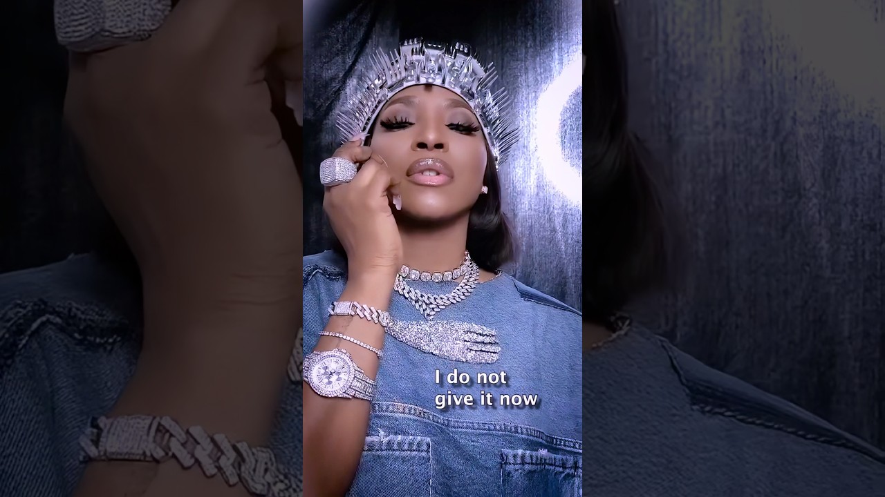 How do you  to Live Your best lives? Drop your thoughts below 👇🏾 