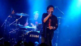 Download Lagu Mr. Big - Take Cover - Live in Barcelona, May 24, 2011 MP3 Download Lagu Mr. Big - Take Cover - Live in Barcelona, May 24, 2011 MP3