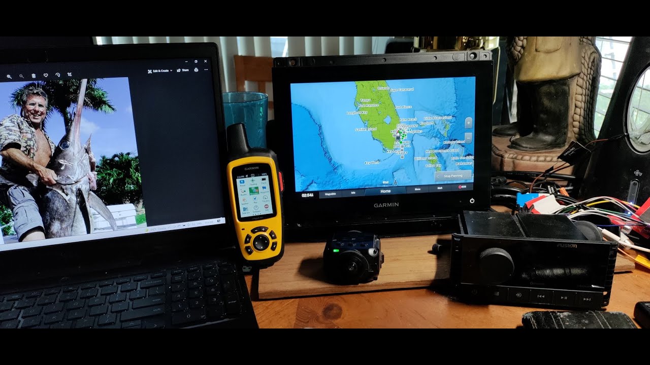 Unboxing and how to SETUP the Garmin INREACH SE + - YouTube