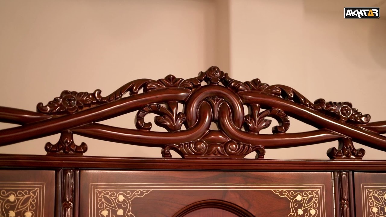 Akhtar Furnishers Beautiful Mahogany Wood Victoria Almirah
