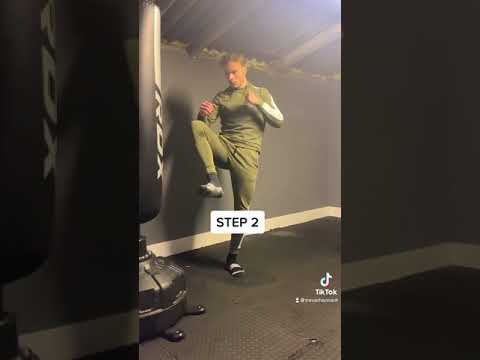 Video: How to Do a Tornado Kick: 9 Steps (with Pictures)