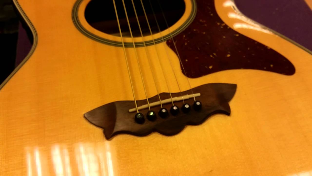 Cómo pegar el puente de una guitarra 2ª parte [DIY] - YouTube